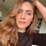 Jordan Claire Robbins Instagram - 🦁☀️