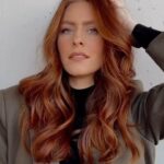 Jordan Claire Robbins Instagram - Foxy Ginger 🦊🤍 Fresh colour long layers by @chrisweberhair @vanillaloft on @jordanclairerobbins 🤍 #redhair #gingerhair #vancouverhairstylist
