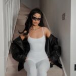 Jordan Lipscombe Instagram - fits like a 🧤 @whitefoxboutique - use my discount code JORDANXWF ✨ ad