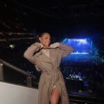 Jordan Lipscombe Instagram - swipe to see how i felt about last night w/ @lullabellz_ 🎀☁️