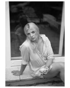 Actress Jördis Triebel HD Instagram Photos and Wallpapers September 2023