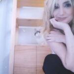 Jorgelina Aruzzi Instagram - Mí gato David en @melparmuebles 💖❤️😺😺😺
