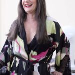 Jorgelina Aruzzi Instagram - Hola Azucena 💋. El público quiere conocerte un poco más 💄 ⚠️ Recordá que todos los lunes se agregan nuevas funciones para Casados con Hijos en el @teatro_granrex #CasadosConHijos #LiveEvents