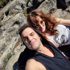 Jorgelina Aruzzi Instagram - Hermoso viaje con mi  amigo del alma @titimapu 
Gracias @aquaterra_smandes_oficial 
#sanmartindelosandes  #patagonia