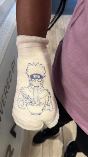 Joselyne Edwards Instagram - Me lesioné durante una clase de wrestling el 12 de julio. Traté de hacer que mi mano se recuperara a tiempo para mi pelea del pasado 2 de septiembre, pero aún dolía mucho. Aun así, decidí pelear, continúe haciendo terapia y entrenando sin poder utilizar completamente mi mano derecha. Pasé la mitad del campamento entrenando con una sola mano.
.
.
.
Bueno, en conclusión, me hicieron cirugía para reparar lo que estaba roto en mi mano. La recuperación llevará alrededor de 3 meses, por lo que espero regresar a principios del 2024.🥲🙂
.
.🇺🇸
I injured myself during a wrestling class on July 12th. I tried to get my hand to recover in time for my fight on September 2nd, but it still hurt a lot. Nevertheless, I decided to fight and continued therapy and training without being able to fully use my right hand. I spent half of the camp training with just one hand.

Well, in conclusion, I had surgery to repair what was broken in my hand. The recovery will take about 3 months, so I hope to return in early 2024.
#teampantera #panamacity