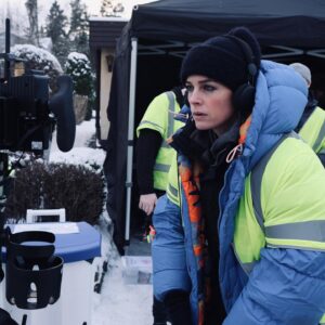 Josephine Bornebusch Instagram - Känns som min födelsedag idag. ÄNTLIGEN!!! #Harmonica
@viaplaysverige @nentgroup @warnerbrossverige
