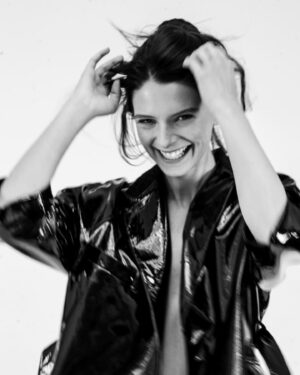 Joséphine Japy Instagram - OFF MAGAZINE 
Merci @off_magazine_ch 

Pic @india_lange 
@agencecontact