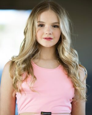 Journey Kay Instagram - Never let ANYONE dull your sparkle!  I am proud of who I am and all I have accomplished.  I am me and that makes me pretty awesome!  Keep slaying my amazing friends! 
Photo @studiojoliedance