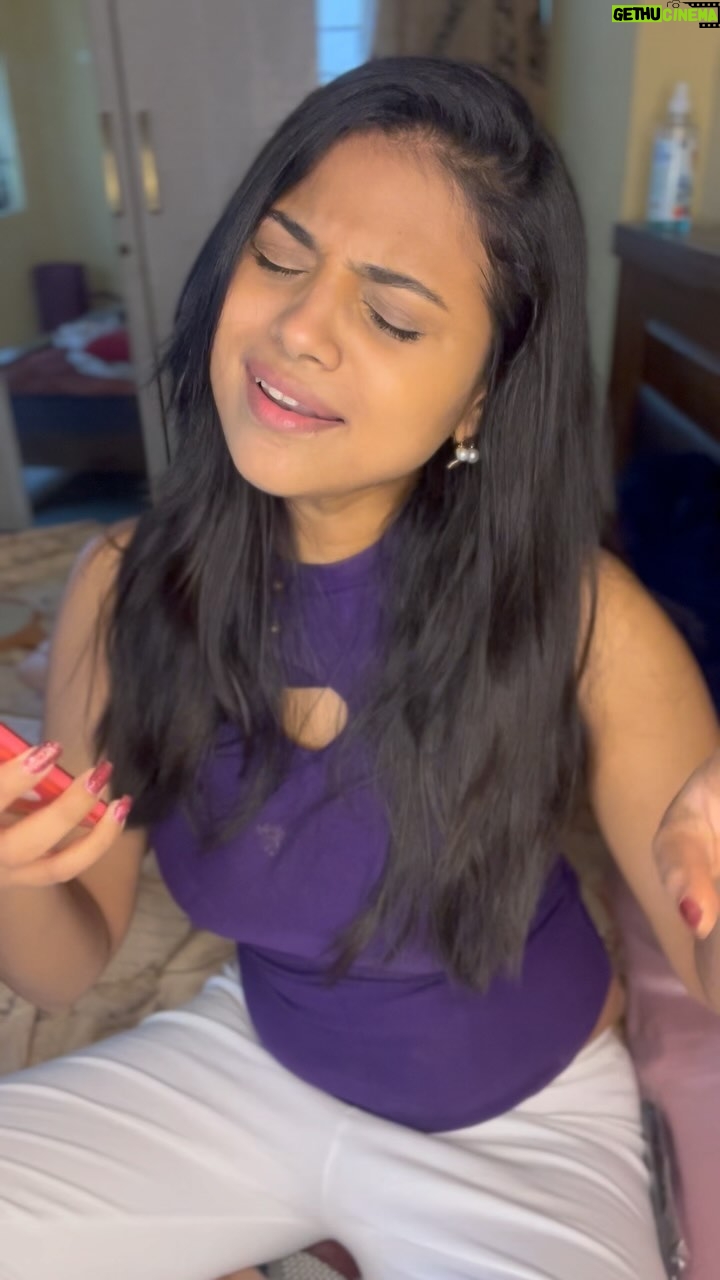 Jovita Livingston Jones Instagram - Joining the ghilli fever 🎤 ❤️ #myvoice #karaokediaries #ghilli #shalala #reels #trending #tamilsongcovers #music #instagram #thalapathy #ghilli #vijay #covers #trendingreels #reelitfeelit #reelsinstagram #thalapathyvijay #shalala #jovitalivingston