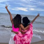 Jovita Livingston Jones Instagram - Sorry for the spam 🌊❤️ #staycationdump
