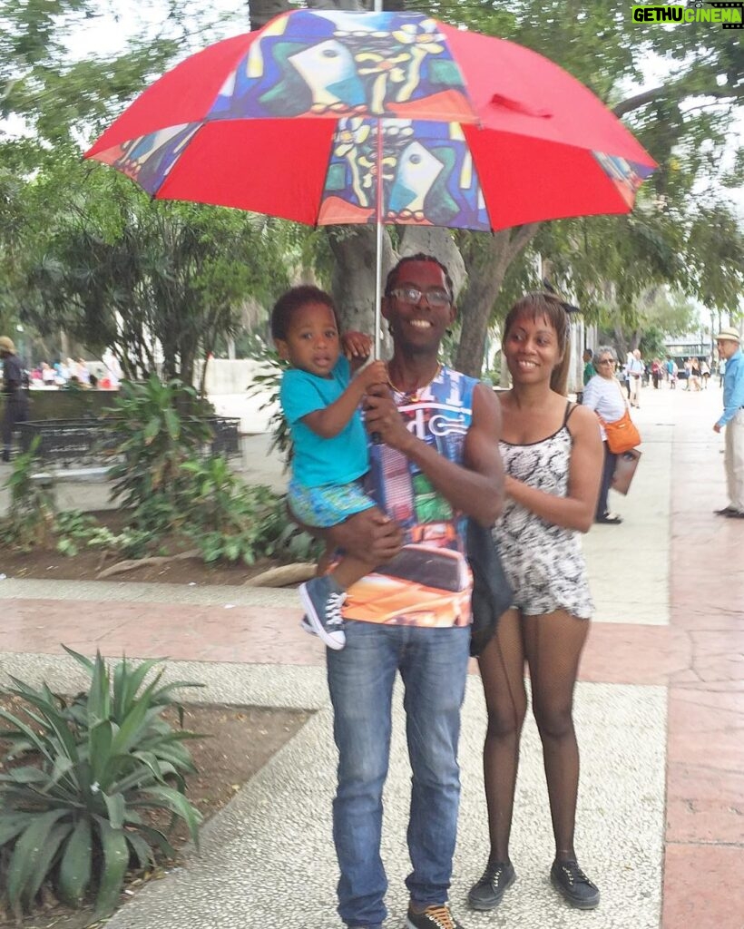 Joy Behar Instagram - An adorable Cuban family - the people are lovely!