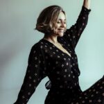 Joy Esther Instagram - Passage de 38 à 39 ans 🥰 ce fût merveilleux (sauf quand j’ai vomi à peu près 9 mois 😆) C’était il y a quelques jours 🎂 et merci à vous pour vos nombreux messages ♥️ L’an prochain grosse teuf for the big 4 🥳🤪 (Je précise que ce n’est pas une nouvelle grossesse 🥵) Merci @stefan_sn et @romainrigalinsta pour ces jolies photos 🥰