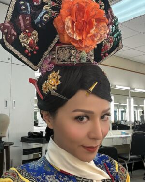 Joyce Tang Lai-Ming Instagram - 今晚見，跪安
同場加映🤣
#愛回家之開心速遞