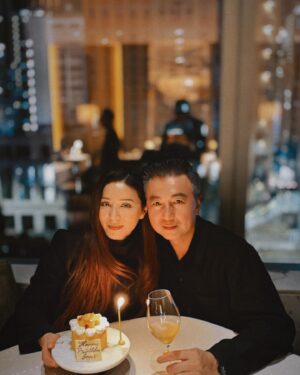 Joyce Tang Lai-Ming Instagram - Thanks my hubby love ❤️ u always 
Nice place, nice food 
感谢你把我捧在掌心
#birthdaygirl #birthdaydinner #stregis #lenvol