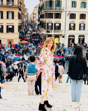 Judite Sousa Instagram - É um clássico. A bela escadaria da Piazza di Spagna no coração da Roma histórica e cosmopolita#roma #italy🇮🇹❤️