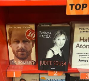 Judite Sousa Instagram - Olá! Estamos a caminho da terceira edição, já na gráfica. Muito obrigada aos leitores e a todos aqueles que nunca me faltaram 📖📘❤️