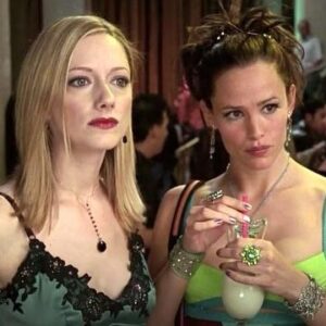 Judy Greer Instagram - Throwback Thursday to my greatest RomCom hits! And a shoutout to all you besties out there who work office jobs, wear pink cardigans and go out to drinks with your best friend who is in a long haul will they / won’t they situation… I KNOW YOU HAVE A LIFE TOO!!!

#tbt #throwbackthursday #romcom #jennifergarner #katherineheigl #13goingon30 #loveandotherdrugs #27dresses #whatwomenwant