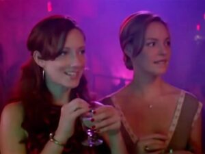 Judy Greer Instagram - Throwback Thursday to my greatest RomCom hits! And a shoutout to all you besties out there who work office jobs, wear pink cardigans and go out to drinks with your best friend who is in a long haul will they / won’t they situation… I KNOW YOU HAVE A LIFE TOO!!!

#tbt #throwbackthursday #romcom #jennifergarner #katherineheigl #13goingon30 #loveandotherdrugs #27dresses #whatwomenwant