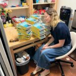 Judy Greer Instagram - Many many signed copies of MY BOOK if you need to add to your stack of Mother’s Day gifts I’m sure you’ve already purchased 😉 hit up @chevaliersbooks #supportyourlocalindiebookstore #chevaliersbooks #localbooks #localbookstore #shoplocal #losangelesbooks #supportindiebookstores