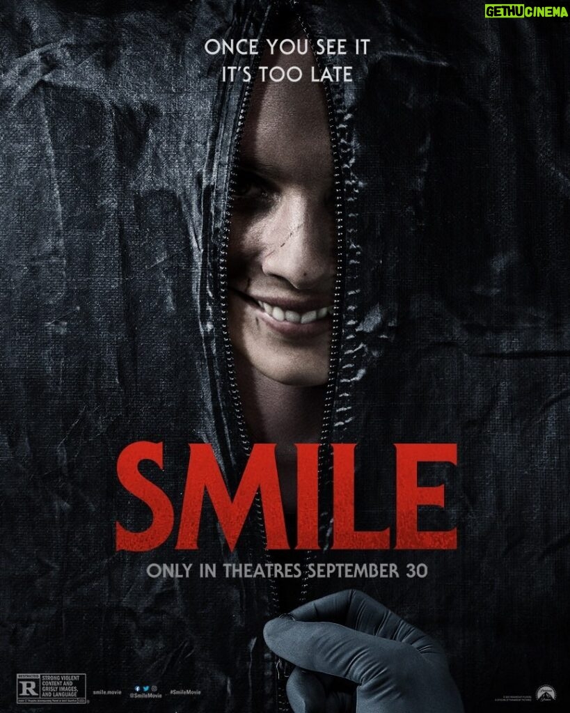 Judy Reyes Instagram - Once you see it, it’s too late. See my new movie SMILE - In theaters everywhere September 30! @smileMovie will also be the Opening Night film at Fantastic Fest. #SmileMovie