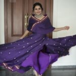 Jui Gadkari Instagram – For #StarPravahPuraskar2024 

Theme- Indowestern. 

Outfit by @k2fashioncloset 
Style and managed by @stylebyk2 @ketaki_ashish 
Photoshoot by @stories_by_vinit_turalkar
Edited by @mm_edits._ 
HMA- @priyankapore_makeupartist 
 
#juigadkari