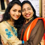 Jui Gadkari Instagram - #mothersday ❤️❤️🍰