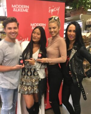 Jules Wainstein Instagram - So amazing to meet all of u @wholefoods today meant the world to us!  Loved hearing what u thought of our tonic!  Come visit us on Saturday @wholefoods Bowery! Xoxox 💋🤘