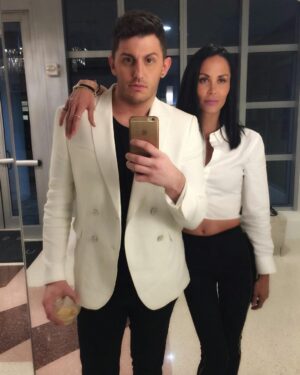 Jules Wainstein Instagram - Twinning and Winning #TheThousandaires 😂💋🤘 @mrlamirata