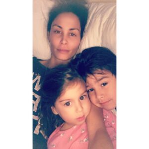 Jules Wainstein Instagram - THANKFUL 🤗. #HTG #thanksgiving #thankful #grateful #nitenite ✌️️
