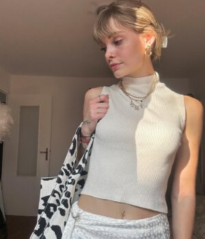 Julia Crane Instagram - ⚜️
