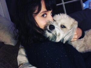 Julia Goldani Telles Instagram - hes just not that into me but I cant take a hint #couplespic