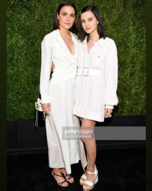 Julia Goldani Telles Instagram - we latched onto each other at Columbia orientation in 2014 & now we are slowly morphing into....(swipe) 💕thank u @chanelofficial @tribeca 🍷
