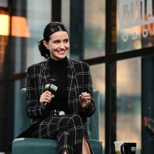 Julia Goldani Telles Instagram - me, dressed as a presidential hopeful, talking about pranking the hand that feeds me aka @showtime 
#theaffair