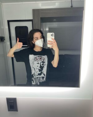 Julia Macchio Instagram - I’m so beyond grateful to have worked with/been in the company of such an incredible cast, crew and team. Extra big thanks to the wonderful writers for the opportunity to join the party. Season 4 of @cobrakaiseries is out now on @netflix. 
I hope you enjoy! 
x J/Ness ❤️ 
#CobraKai