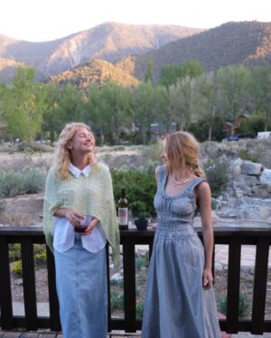 Julia Schlaepfer Instagram - Pals in the mountains 🏔️🤍🏔️