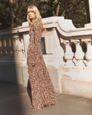 Julia Stegner Instagram - New @victoriabeckham Pre S/S ‘22 campaign shot by #BennyHorne 💫