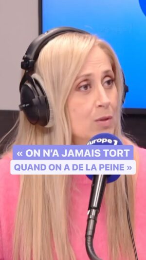 Julia Vignali Instagram - @larafabianofficial était l’invitée de @juliavignali sur #europe1

➡️ Ecoutez les incontournables de @juliavignali tous les samedis et dimanches à 8h48 dans Europe 1 matin week-end de @lenaigmonier sur #europe1 !