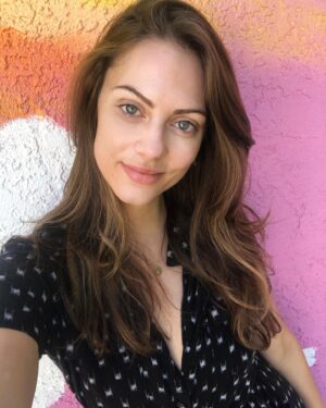 Julia Voth Instagram - Today I am indulging in the very important self care act of #rest. Having a free day is something I truly cherish nowadays. How are you spending your Saturday? Tell me in the comments! EDIT I’m currently laying in bed cuddling with my pups and not taking selfies. I found this pic in my phone ✌️ I haven’t even looked in the mirror today and I don’t plan to 😎