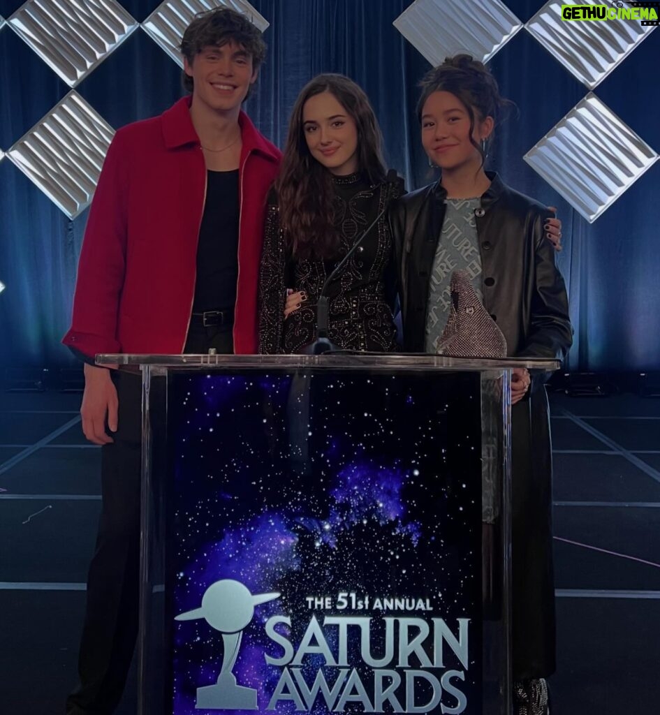 Julia Butters Instagram - #Saturnawards was an absolute blast. Thank you to everyone who made it possible and round of applause for my neighbor who let me borrow her beautiful dress for the evening<3 It’s an honor to have celebrated another year of art with everyone.