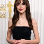 Julia Butters Instagram - Some glam shots of yesterday’s look:) Thank you @kimbaayers and @nancileesantos for getting me ready💙💙 @SAGawards @TheFabelmans @Amblin Dress: @carolinaherrera Necklace: @tiffanyandco Styling: @mrenriquemelendez Styling Assistant: @kyra.bissett Hair: @nancileesantos Makeup: @kimbaayers PR: @42West Red carpet photos: @shutterstocknow