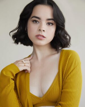 Julia Rehwald Instagram - a lil mustard moment for mod