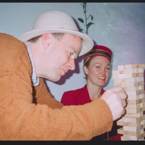 Julia Stiles Instagram - Clue is literally my favorite Comedy of all time. @questlove You host the best game nights. Thank you for giving me an excuse to play dress up.  @birbigs Uno Out.  No Sleep ‘till Jenga 📸 @christian_germoso @therongcathy 🎉