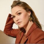 Julia Stiles Instagram - @roseandivyjournal is a beautiful magazine, started by a vibrant woman who wanted to be her own boss. Thanks Alison, for keeping us inspired. ☀️