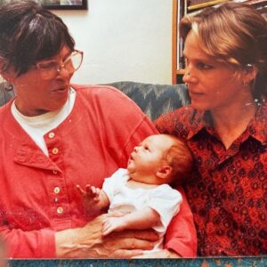 Julia Stiles Instagram - That’s my Mom and my Grandma. The women in my family come from a long line of good ideas... “Speak up!” (Like literally, don’t use that baby voice) and “Be financially independent” (we pay our Auto-mo-Bills) and “Find  The Good in People”. ✨Mom, I love you more than words. ✨ Am also a teensy bit scared you found Instagram. I blame you, Baby Jane (also featured in this photo) 📸 @judithnewcombstiles_shop @juanita_stiles 🧡