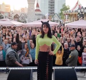 Julia Volkova Instagram - С Днем Рождения,Москва!!!
@moscowseasons