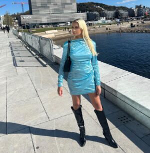 Juliane Snekkestad Instagram - #reklame🦋In love with this outfit from @seventonsberg