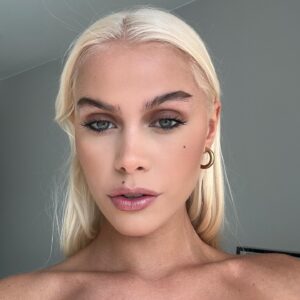 Juliane Snekkestad Instagram - 🤎
