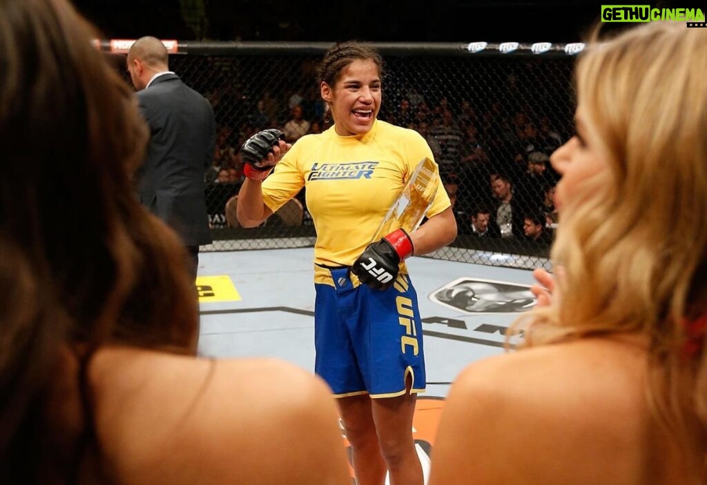 Julianna Peña Instagram - Ten years ago today I became the first woman to win #theultimatefighter ! I won it on my sisters birthday and made @ufc #herstory as last woman standing in the 18th season of #theultimatefighter that @danawhite allowed women to compete in for the first time 🥰Happy Birthday Gracie and Happy 10 year anniversary to #ufc ! #peñapower #tuf18 #tufchamp #tufalum #wmma #mma #thevenezuelanvixen #vixen #latinaheat