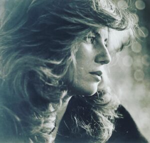 Julie Sergeant Instagram - Miss u 💔