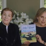 Julie Andrews Instagram - A first look at #TheFirstNotes, a new picture book by @JulieAndrews and @EWHamilton! 🥰📚 Learn the remarkable story of how written music was created — featuring illustrated lyrics to "Do-Re-Mi" and an author’s note about the classic @RodgersAndHammerstein song from The @SoundofMusic! Pre-order your copy from @littlebrownyoungreaders at the link in our bio. #JulieAndrews #SoundofMusic #DoReMi